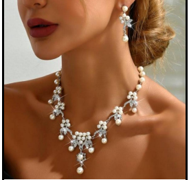 European American Retro Elegant Freshwater Pearl Beaded Set Gold Plated Collarbone Chain