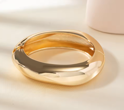 Exaggerated Irregular Smooth Geometric Bracelet