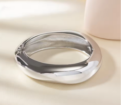 Exaggerated Irregular Smooth Geometric Bracelet