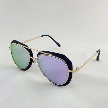 Black and Gold Unisex Aviator Polarized Sunglasses in Red or Blue